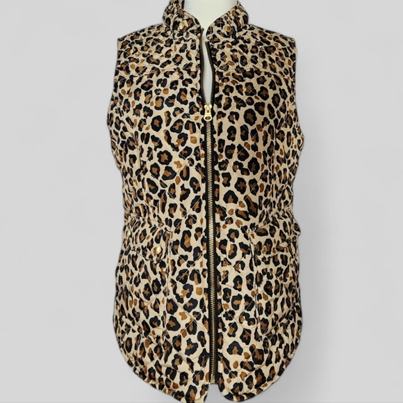 Crown & Ivy | Women's Leopard Print Puffer Vest - Picture 1 of 9